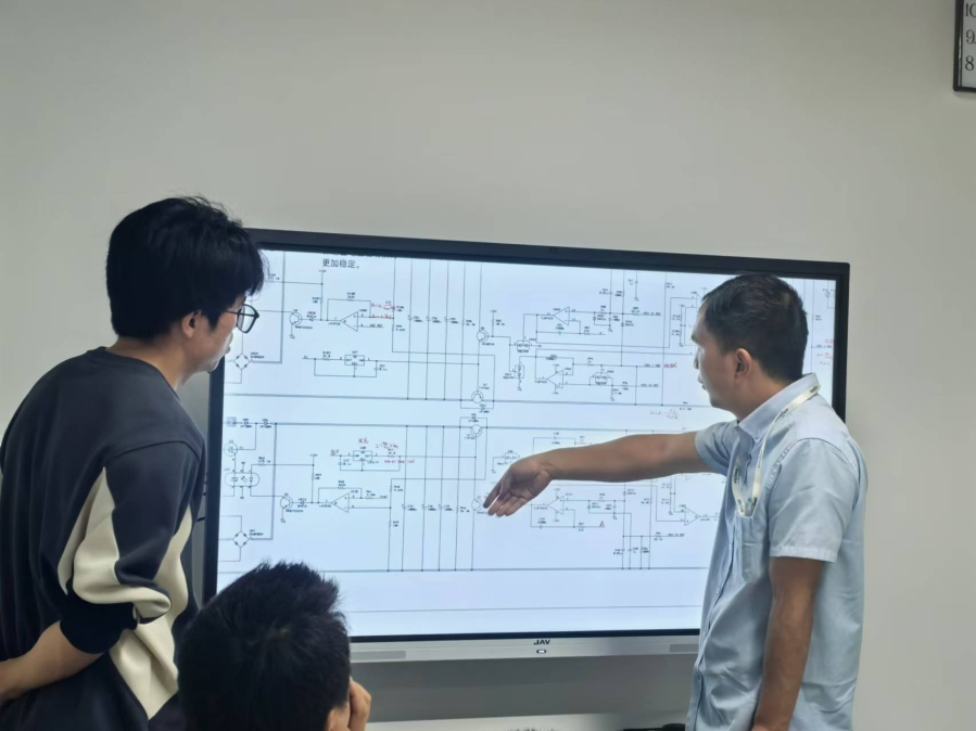 榴莲视频官网下载服务10月份文化月刊